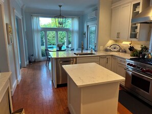 Microwave, oven, stovetop, dishwasher