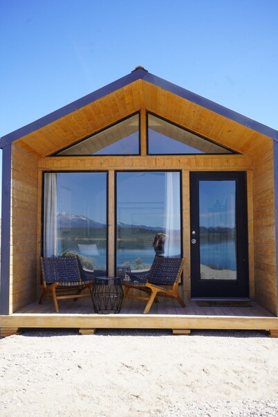 King Bed-Firepit-Shade-Chairs-Dark Skies