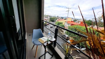 Suíte estúdio executiva, sacada, vista para a cidade | Sacada