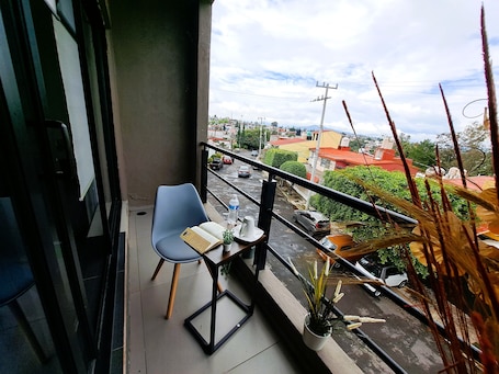 Executive Studio Suite, Balcony, City View | Balcony