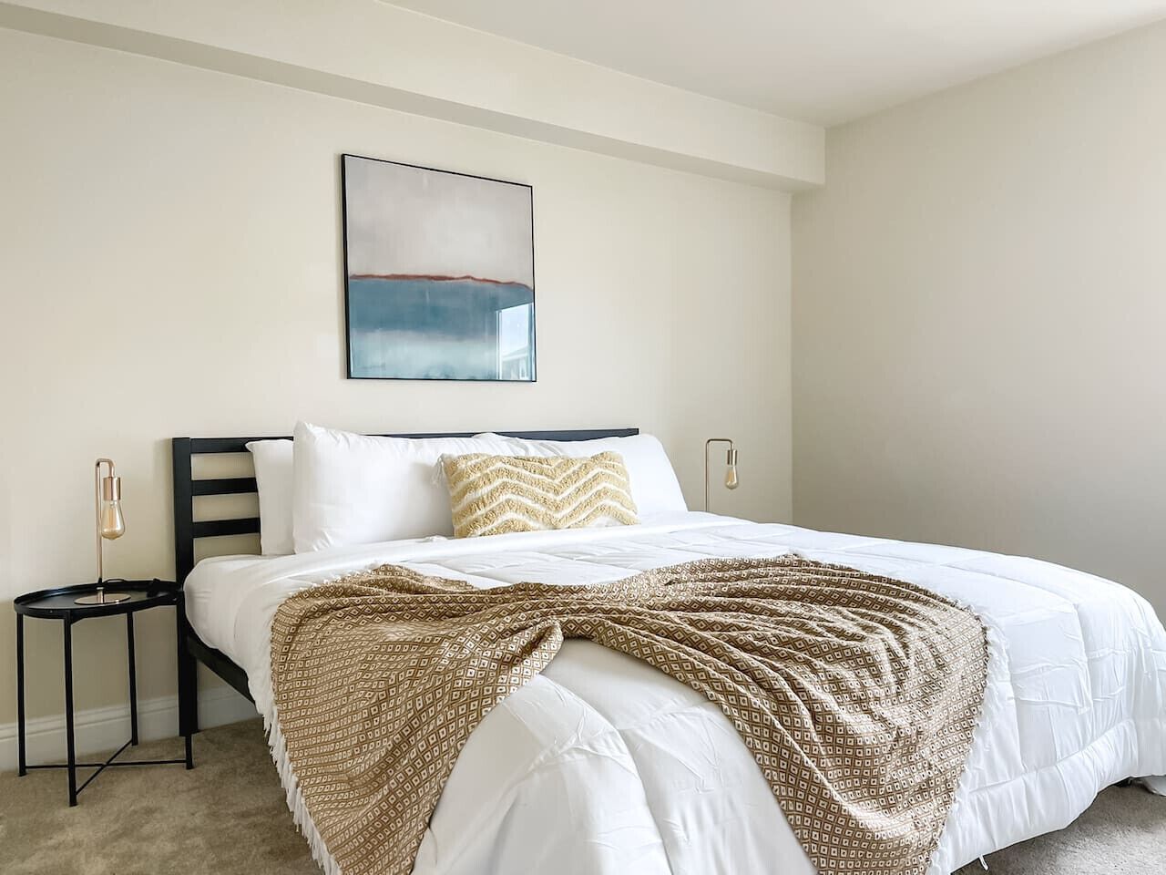 Schreibtisch, Bügeleisen/Bügelbrett, kostenloses WLAN, Bettwäsche