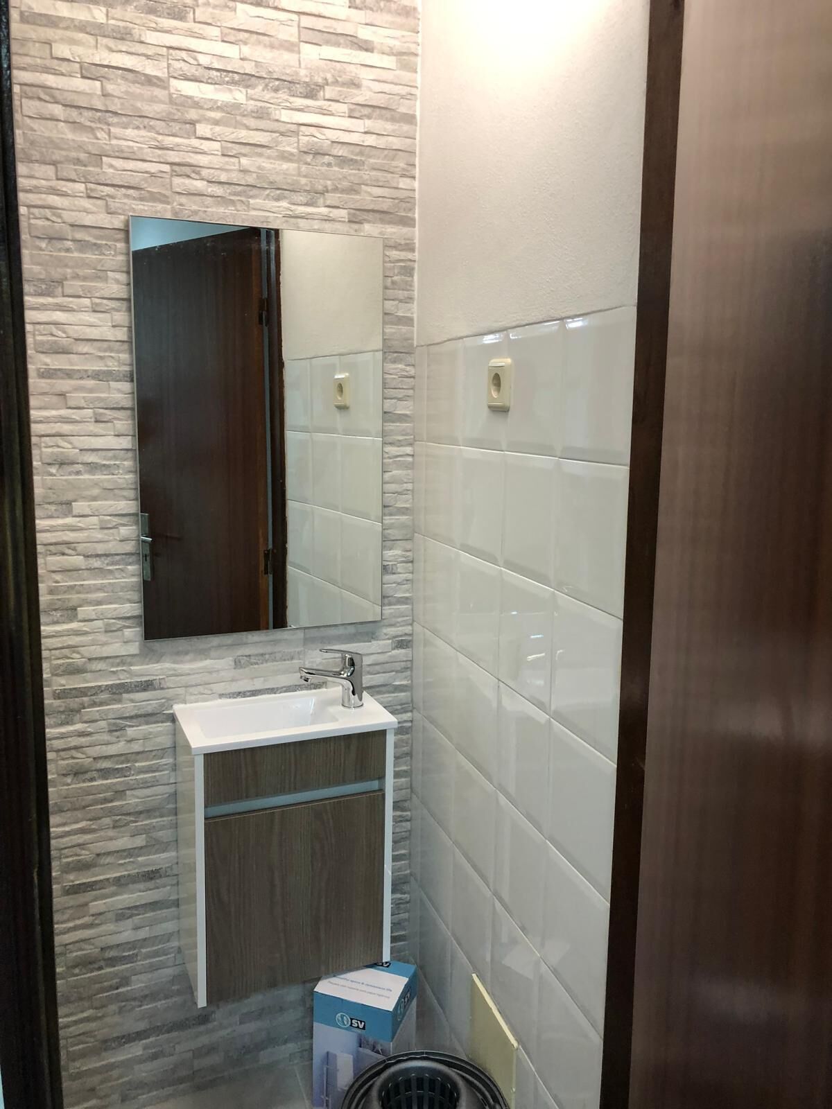 Shower, towels, soap, toilet paper