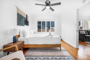 1 habitación, tabla de planchar con plancha, cuna de viaje y wifi 