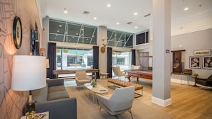 City Apartment, Kitchen, Courtyard View | Living area