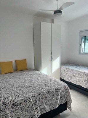 2 Schlafzimmer, Bügeleisen/Bügelbrett, WLAN