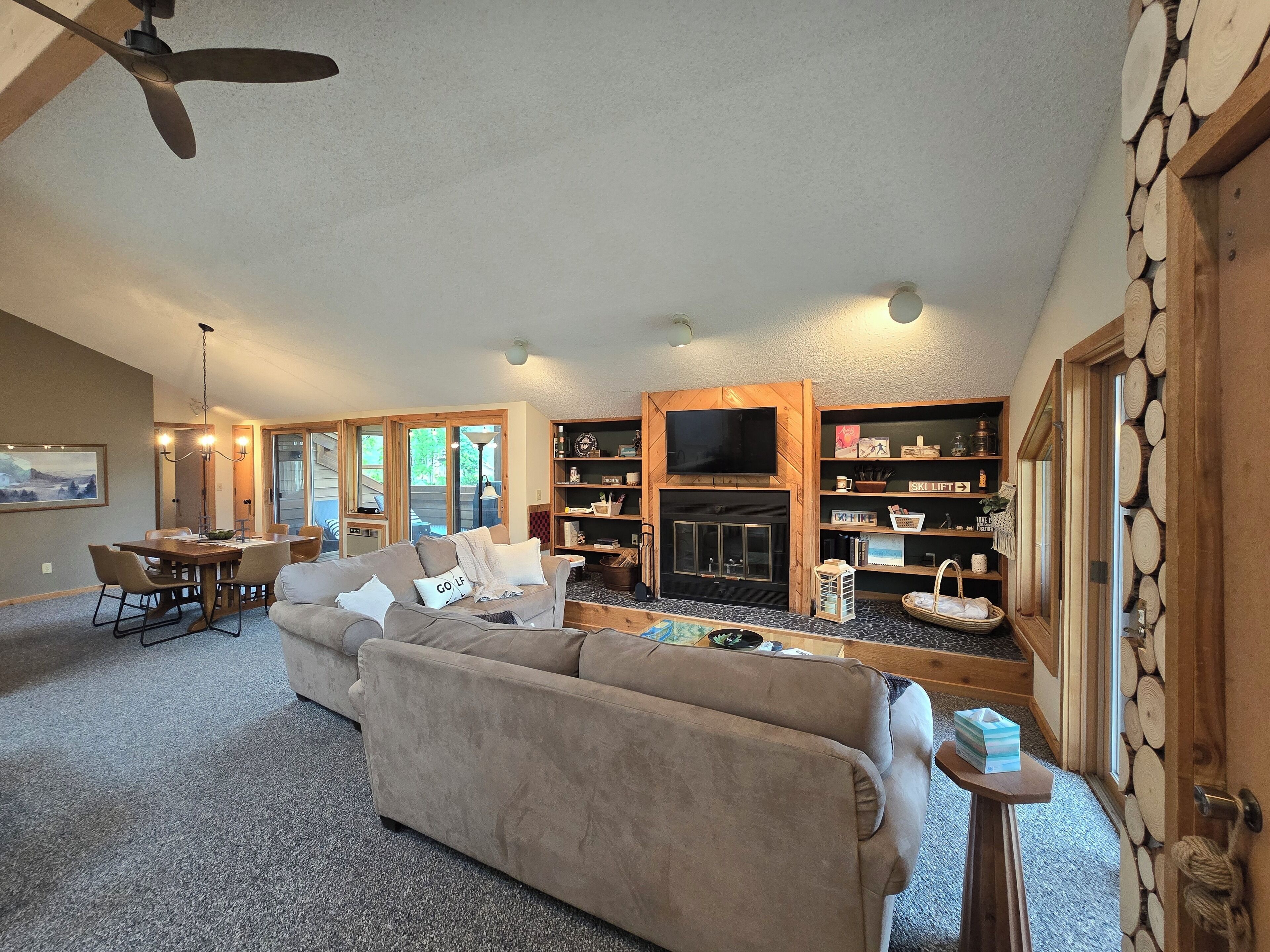 Lake-golf-ski Condo  W/ Great Views & Boat Parking - Michigan