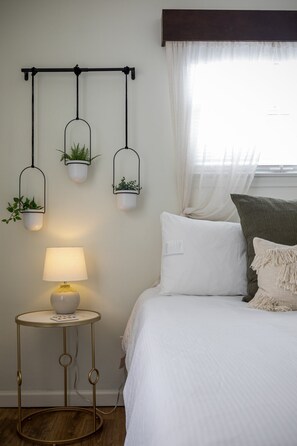 2 bedrooms, free WiFi, bed sheets, wheelchair access