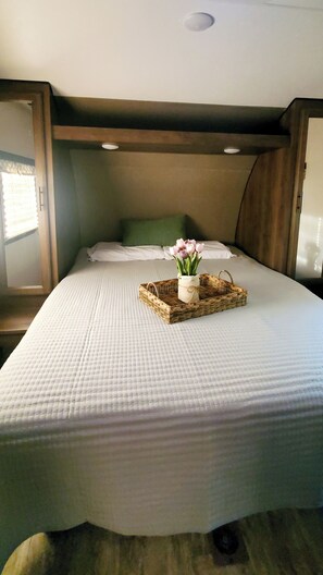 Room - Cozy RV retreat (Lehigh Acres)