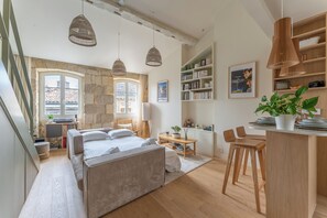 1 bedroom, WiFi, bed sheets - Appartement du Palais - Welkeys (Bordeaux)