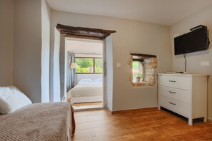 4 chambres, accès Internet