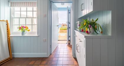 Marine Cottage, Aldeburgh