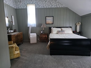 1 bedroom, desk, iron/ironing board, travel cot