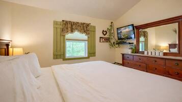 2 bedrooms, bed sheets