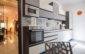 Fridge, oven, stovetop, dishwasher - 3 bedroom gorgeous apartment in Palermo (Palermo)