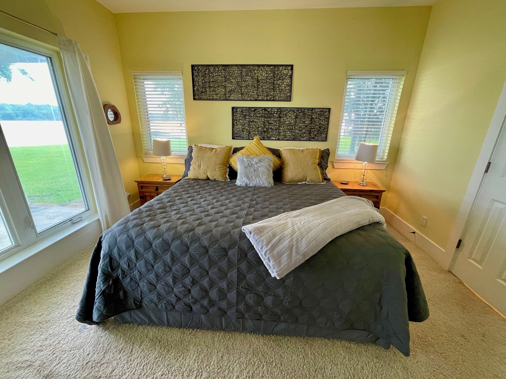 The Point on Cedar Creek Lake! Huge Lakefront! Panoramic Water Views