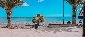Fee4Me Casa Emilia few meters from the beach