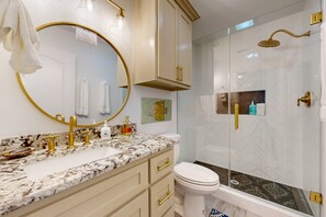 Douche, serviettes fournies