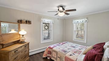 2 habitaciones, tabla de planchar con plancha, wifi y ropa de cama