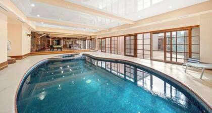 1BD 1BTH Serene Retreat in Warrandyte with shared amenities and FREE parking