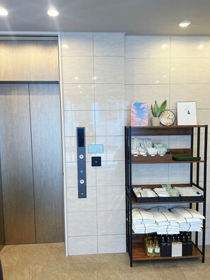 Reception - Nplus HOTEL Tokyo Nihonbashi (Tokyo)