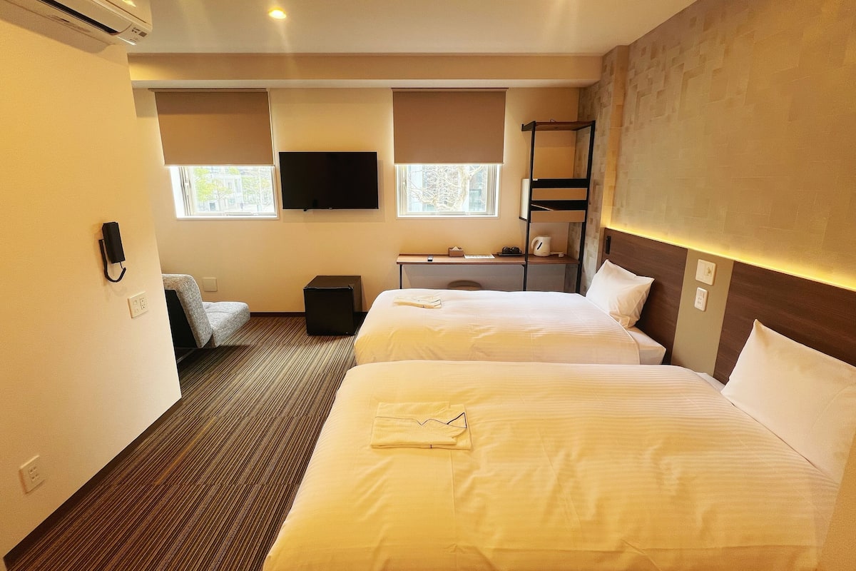 Business Triple Room