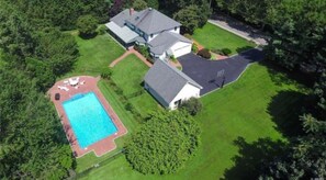 Exterior - Long Island Estate with Heated Pool 1 Hr from Manhattan  (Huntington)