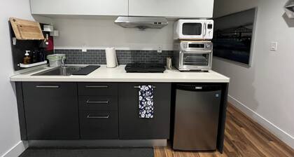 Comfy bright & clean 1 bed #8 central location