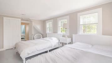 9 Schlafzimmer, Bügeleisen/Bügelbrett, WLAN, Bettwäsche