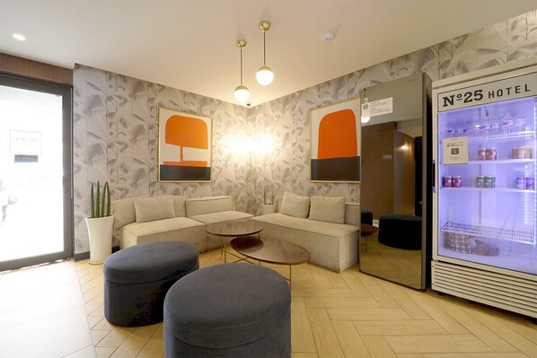 Lobby - Namyangju NO.25 Hotel Bukhan River (Namyangju)