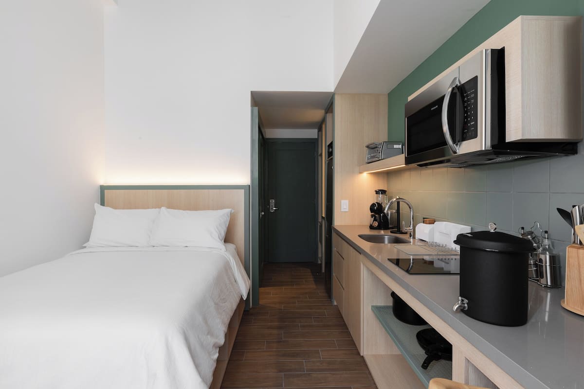 Studio (SENCILLO A) | 1 bedroom, individually decorated, individually furnished, soundproofing