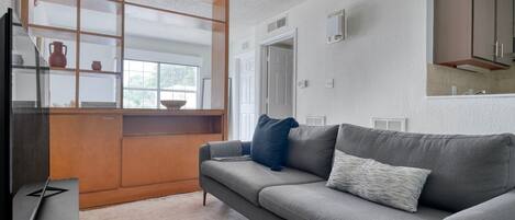 Fernseher, Stereoanlage