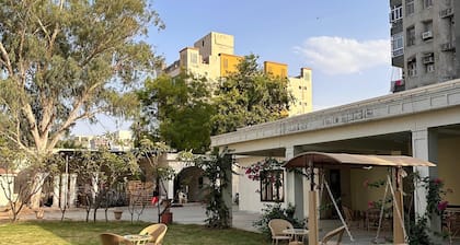 4 Bedroom Private Villa in city center.