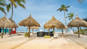 Beach nearby - Palm Beach Aruba | Couples Caribbean Getaway | Pool + Beach (Palm Beach)