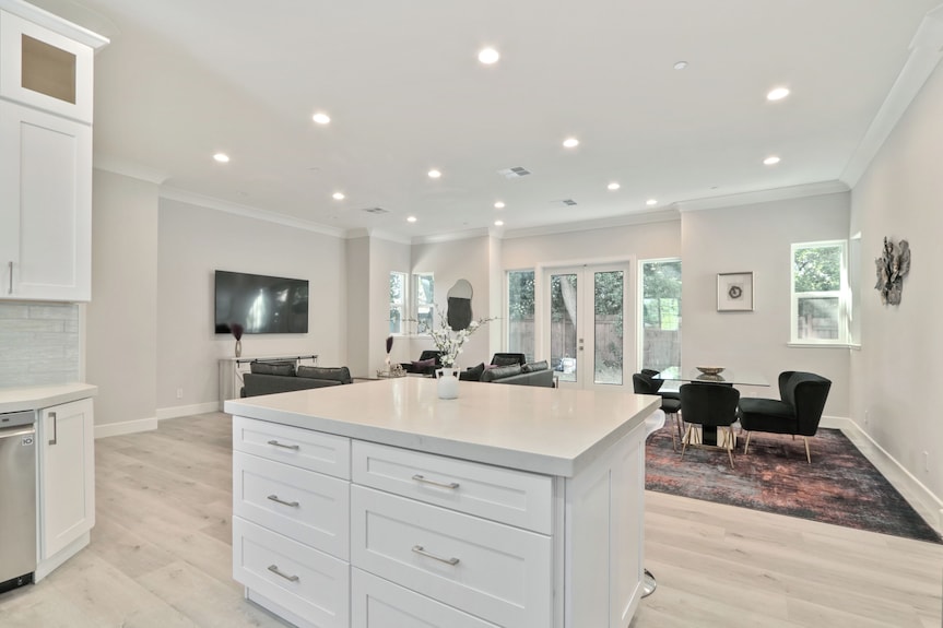 The Ayla Plan: 4br, 3.5ba, 2600 Sq Ft, Near Campus - Davis, CA