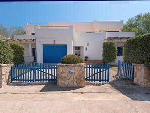 Exterior - Domus Alba A ciutat de seta (Portocolom)