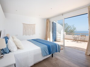 7 bedrooms, iron/ironing board, WiFi, bed sheets - Domus Alba A ciutat de seta (Portocolom)