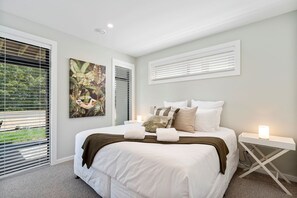 3 bedrooms, iron/ironing board, free WiFi