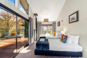 5 Schlafzimmer, Bügeleisen/Bügelbrett, kostenloses WLAN, Bettwäsche