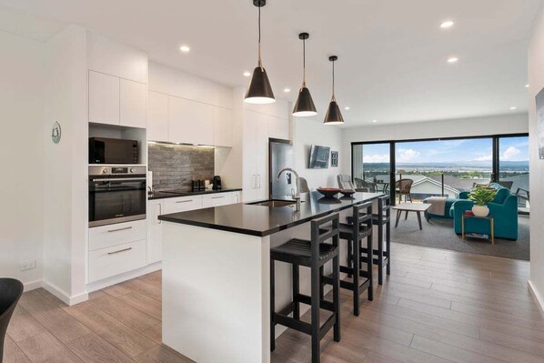 Microwave, oven, stovetop, dishwasher