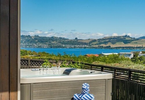 Retreat on Harvey Street