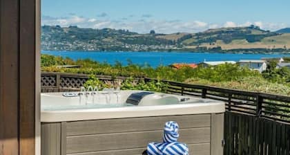 Retreat on Harvey Street