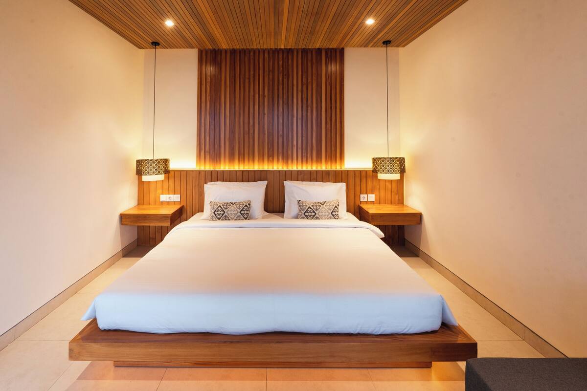 ห้องลักซ์ชัวรี่สวีท, 4 ห้องนอน | เครื่องนอนป้องกันสารก่อภูมิแพ้, เตารีด/โต๊ะรีดผ้า, Wi-Fi ฟรี