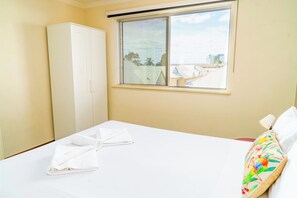 1 chambre, bureau, fer et planche Ă repasser, Wi-Fi gratuit