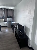 Quarto casal standard | Wi-Fi de cortesia, roupa de cama