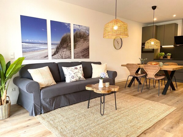 Unclassified image, 1 of 20, button