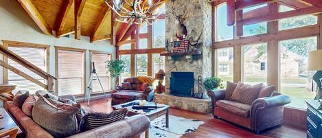 TV, fireplace
