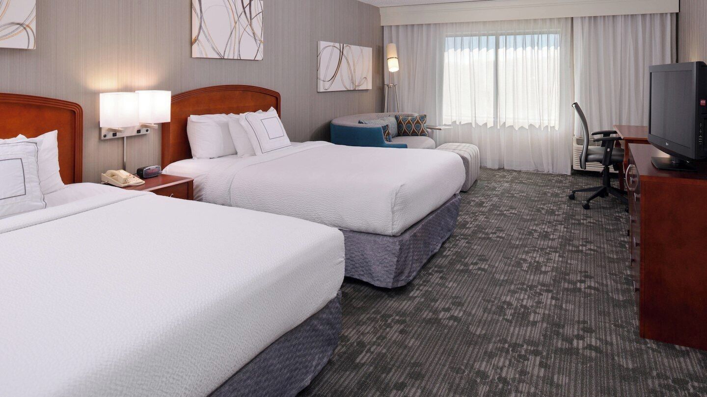 2 Pet-friendly Accommodations, with Free Parking On-site, Indoor Swimming Pool!