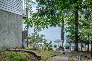 Property grounds - Waterfront Home | Private Dock | Dog Friendly | Canoe | Kayaks | Swim -Tennis - Golf (Waleska)