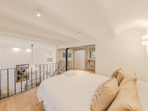 2 habitaciones, tabla de planchar con plancha, internet y ropa de cama 