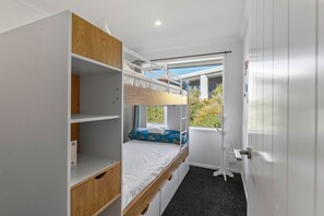 4 chambres, accès au Wi-Fi (inclus)